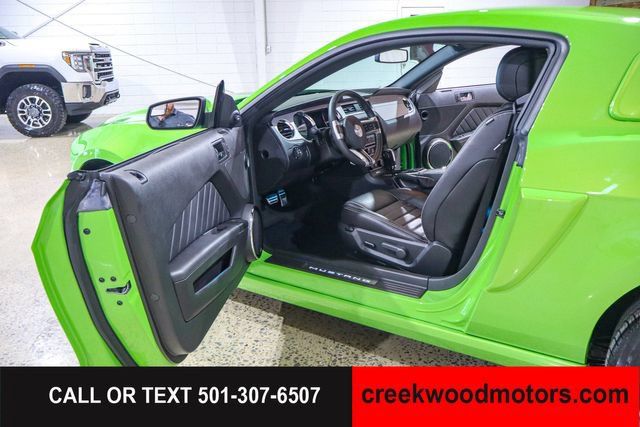 Used 2013 Ford Mustang GT Premium w/ Security Pkg RWD image 41