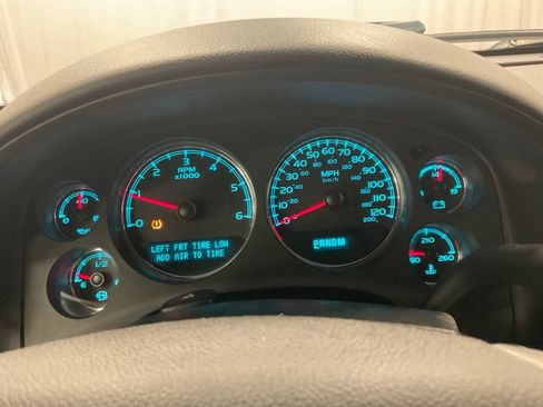 Used 2014 Chevrolet Tahoe LT AWD/4WD image 15