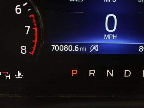 Used 2021 Ford Explorer XLT image 36