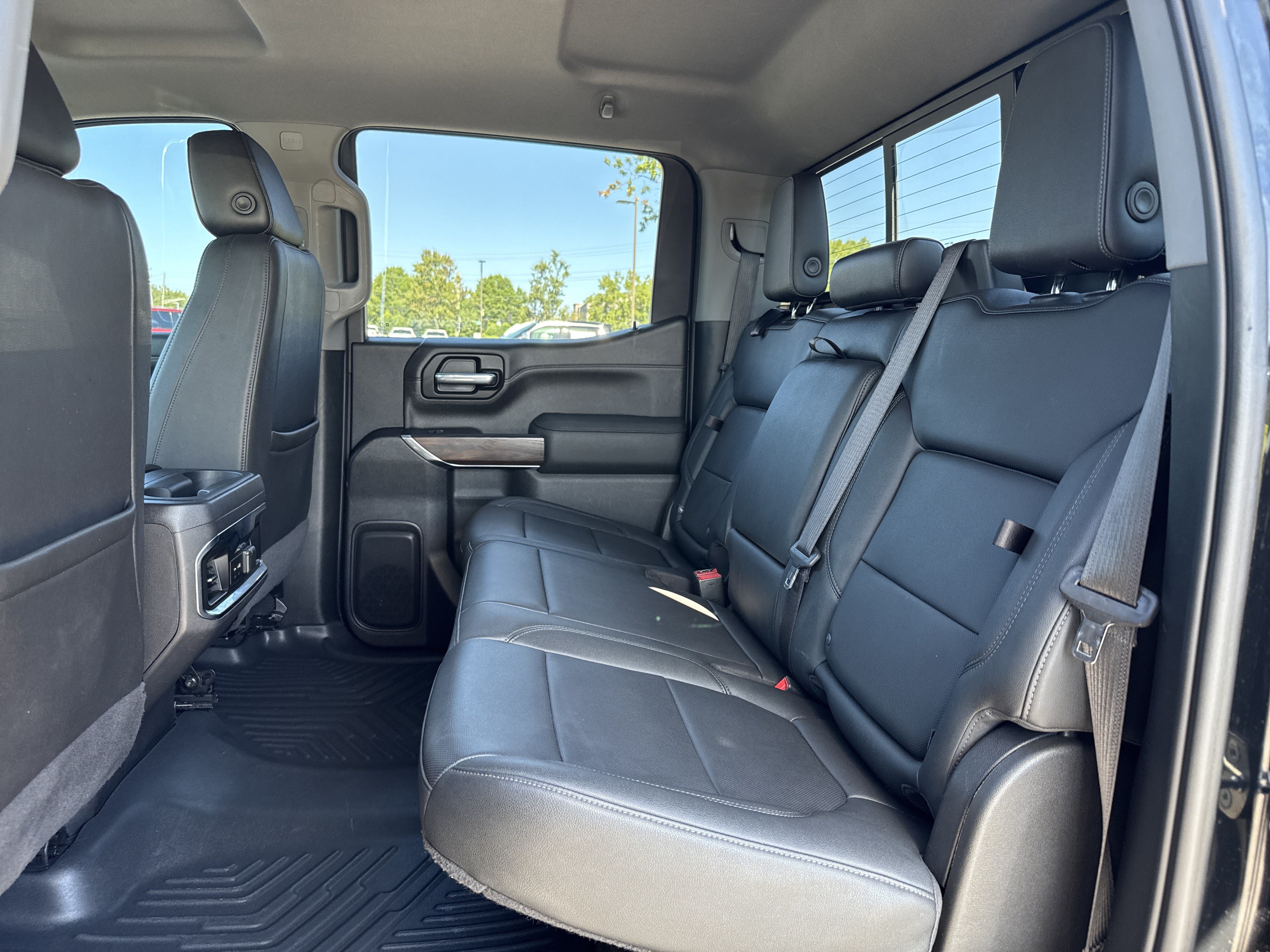 Used 2022 GMC Sierra 1500 SLT w/ SLT Premium Plus Package RWD image 31