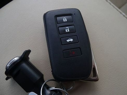 Used 2018 Lexus ES 350 image 37