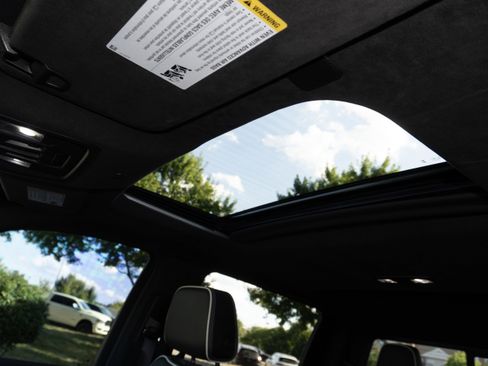 Used 2023 GMC Sierra 1500 AT4X image 23