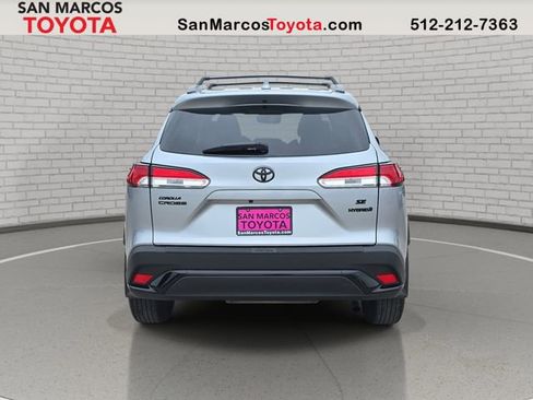 Used 2024 Toyota Corolla Cross AWD Hybrid image 7