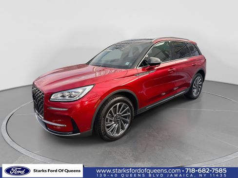 Used 2023 Lincoln Corsair Reserve w/ Equipment Group 201A image 1