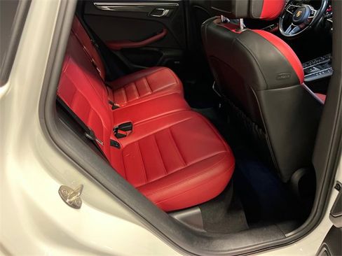Used 2021 Porsche Macan GTS image 13