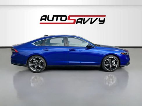 Used 2025 Honda Accord Sport image 8