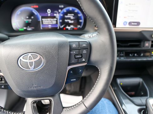 Certified 2026 Toyota Crown Nightshade image 19