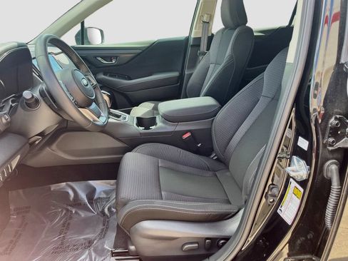 Used 2025 Subaru Outback Premium AWD/4WD image 21