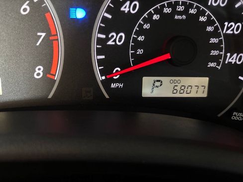 Used 2013 Toyota Corolla L FWD image 23