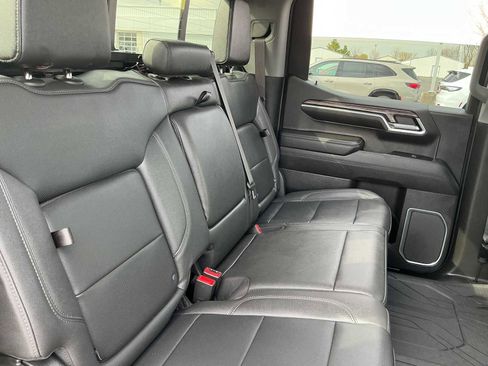 Used 2022 Chevrolet Silverado 1500 LTZ w/ Technology Package image 22