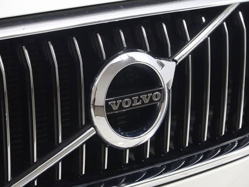 Used 2021 Volvo XC60 T5 Inscription w/ Protection Package Premier image 18