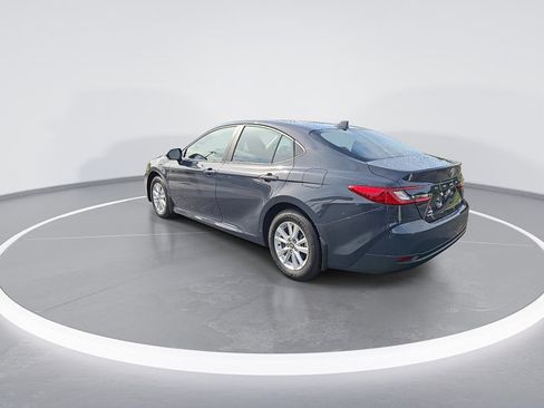 Used 2025 Toyota Camry LE AWD/4WD image 7