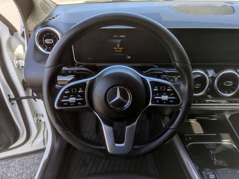 Used 2021 Mercedes-Benz GLA 250 4MATIC image 17