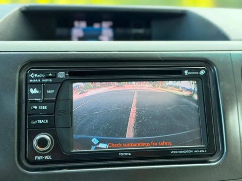Used 2012 Toyota Sienna XLE FWD image 24