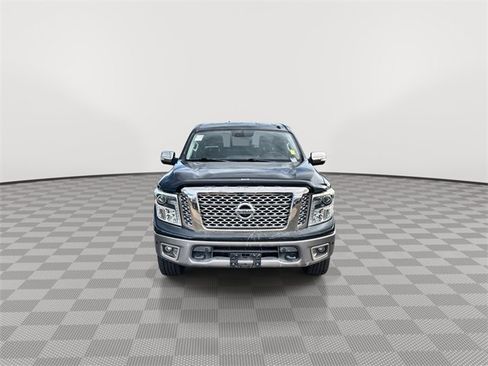 Used 2017 Nissan Titan Platinum Reserve image 3