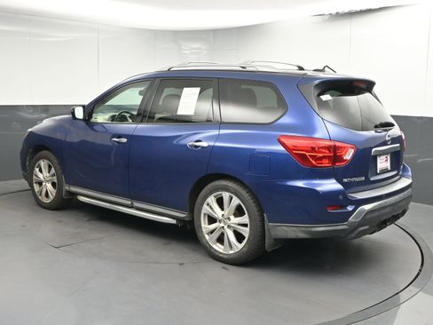 Used 2018 Nissan Pathfinder SL w/ SL Premium Package image 6