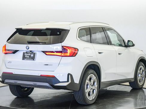 Certified 2023 BMW X1 xDrive28i w/ Convenience Package AWD/4WD image 5