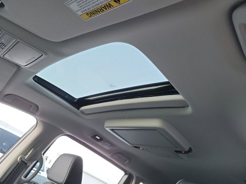 New 2026 Honda Odyssey Touring image 20