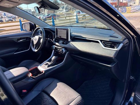 Used 2023 Toyota RAV4 Adventure image 31