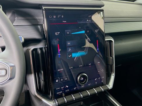 New 2026 GMC Acadia Elevation image 14