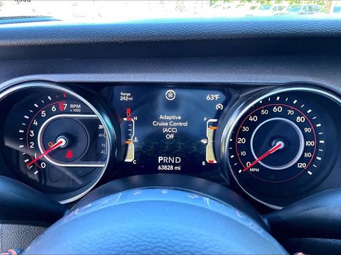 Used 2021 Jeep Gladiator Mojave AWD/4WD image 25