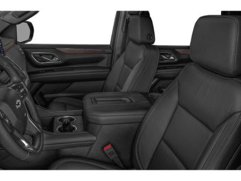 Used 2021 Chevrolet Tahoe Z71 w/ Rear Media and Nav Package AWD/4WD image 12