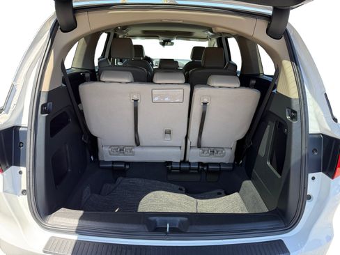 Used 2023 Honda Odyssey EX-L image 17