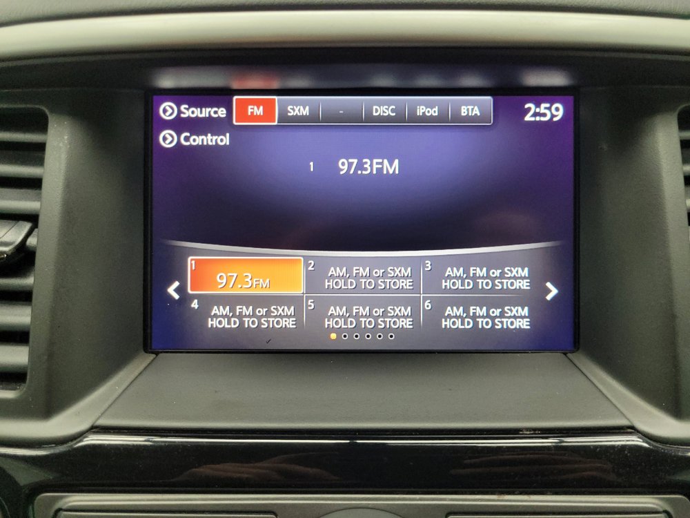 Used 2020 Nissan Pathfinder S FWD image 25