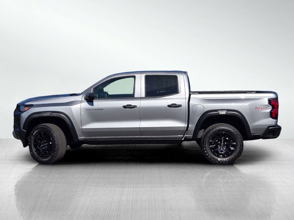 Used 2025 Chevrolet Colorado Trail Boss AWD/4WD image 7