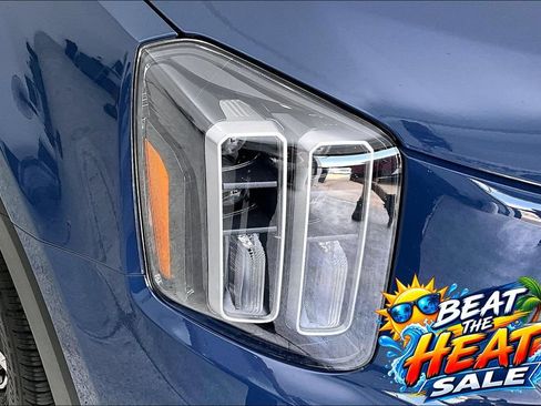 Used 2025 Kia Telluride EX X-Line AWD/4WD image 36