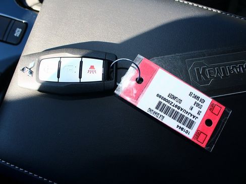 New 2026 Mitsubishi Outlander ES image 23