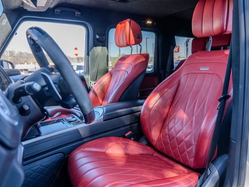 Used 2024 Mercedes-Benz G 63 AMG 4MATIC image 19