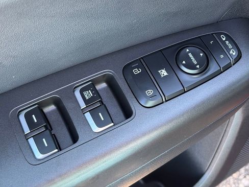 Certified 2020 Kia Sportage S w/ S Sunroof Package image 20