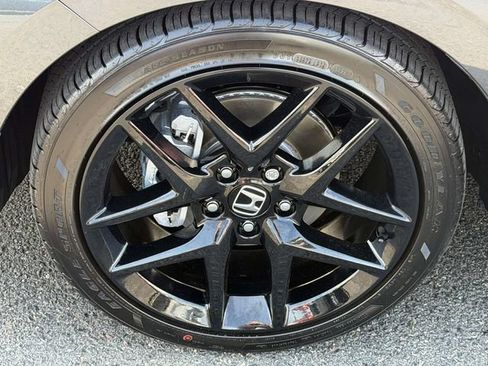 Certified 2026 Honda Civic Sport image 5