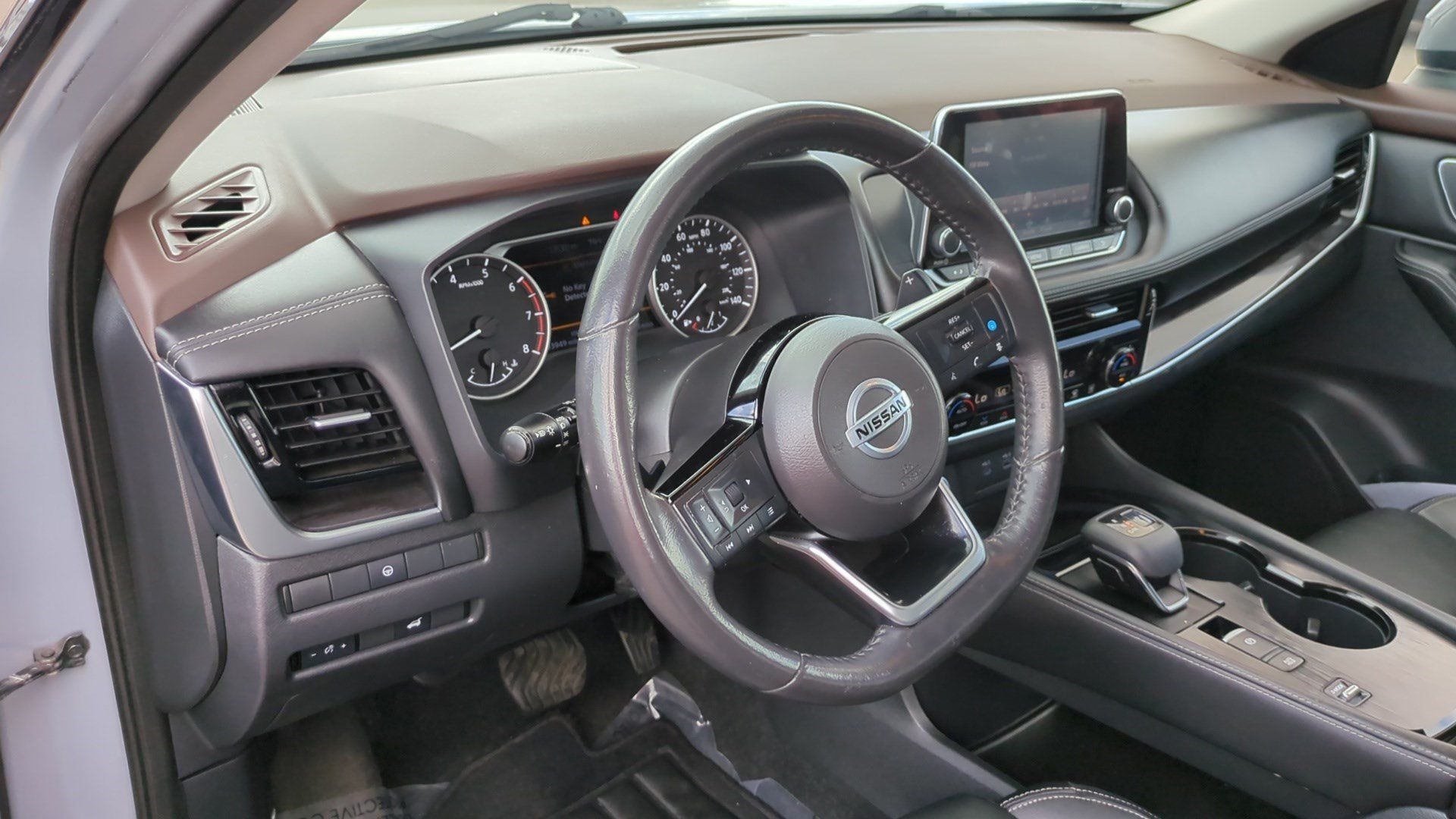 Used 2021 Nissan Rogue SL FWD image 13
