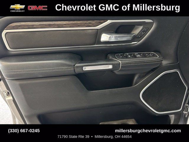 Used 2020 RAM 1500 Laramie AWD/4WD image 17