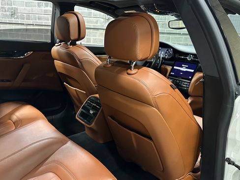 Used 2022 Maserati Quattroporte Modena Q4 image 39