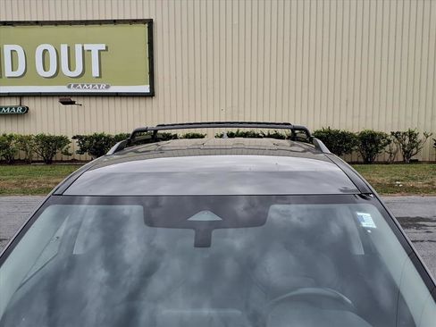 Used 2022 Nissan Pathfinder SV image 10