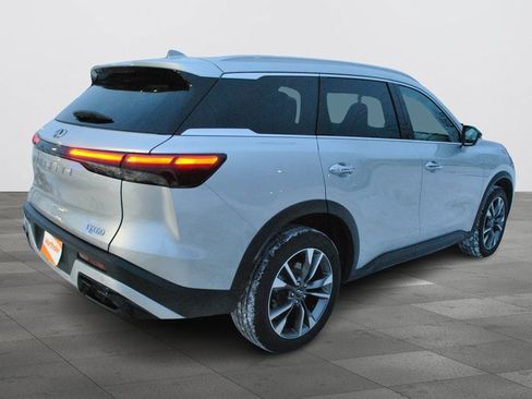 Used 2023 INFINITI QX60 Luxe image 6