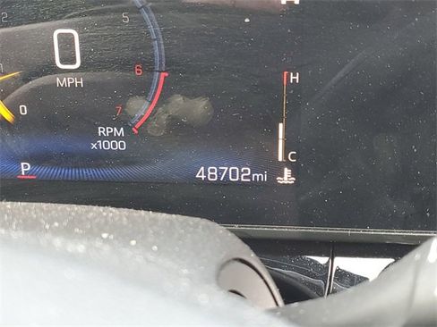 Certified 2025 Chevrolet Trax RS w/ Driver Confidence Package image 12