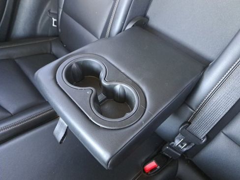 Used 2020 GMC Terrain SLT image 27