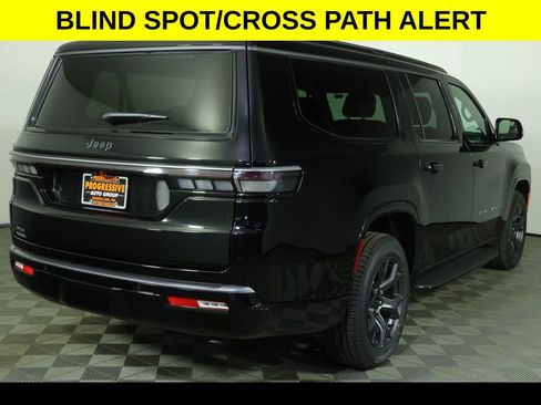New 2026 Jeep Grand Wagoneer L Limited AWD/4WD image 8