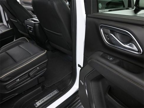 Used 2024 Chevrolet Tahoe Premier image 23