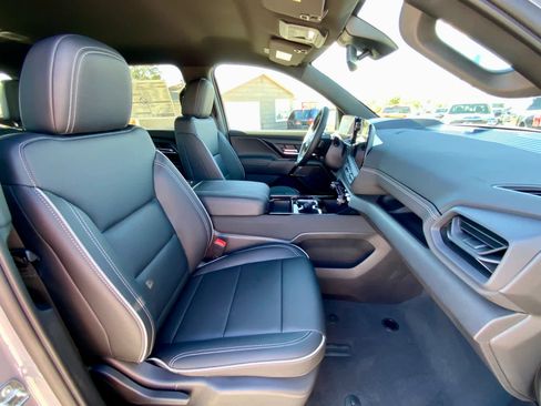 New 2026 Chevrolet Silverado EV LT image 28