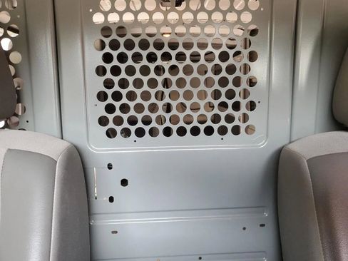 Used 2021 Nissan NV 2500 SV image 10