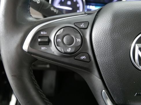Used 2020 Buick Envision Essence image 27