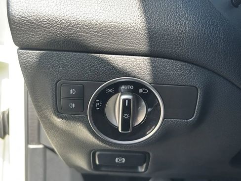 Used 2015 Mercedes-Benz GLA 250 4MATIC image 16