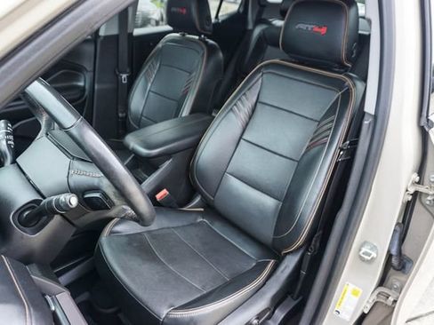 Used 2022 GMC Terrain AT4 w/ Infotainment Package II AWD/4WD image 15
