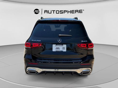 Used 2020 Mercedes-Benz GLB 250 4MATIC image 8