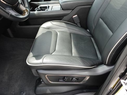 Used 2019 RAM 1500 Limited AWD/4WD image 18